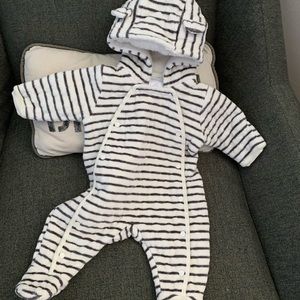 Nordstrom Bunting Suit with Bear Ears 0-3 Month